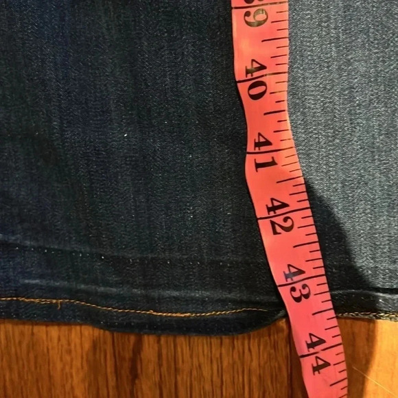 FOREVER 21 High Waisted, Flared, Dark Blue Wash Sz 30 - Picture 10 of 15